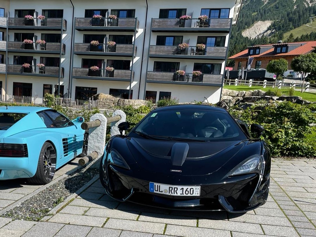 UL RR 160 (03/10), McLaren 570 570S, 2015–2021