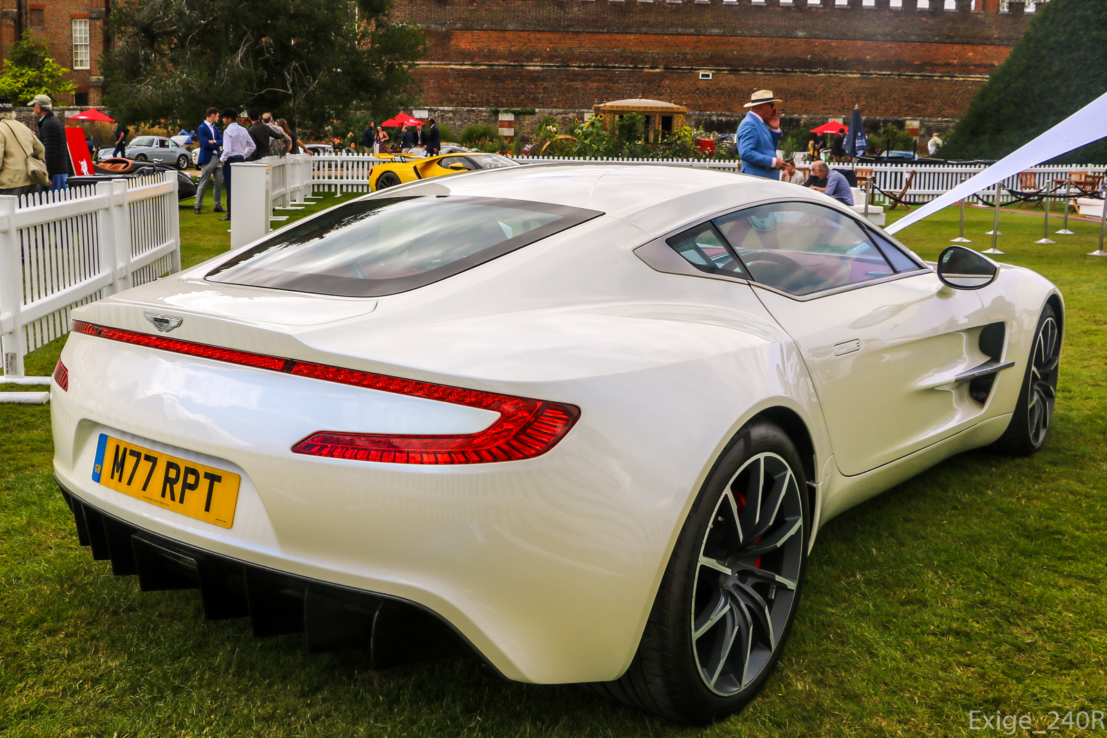 M77RPT, Aston Martin One-77 