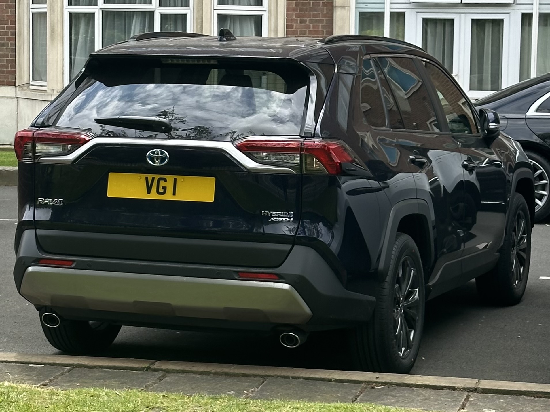 VG1, Toyota RAV4 5th gen (XA50), 2018–