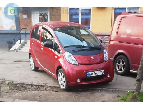 AA 3681 YB, Peugeot iOn