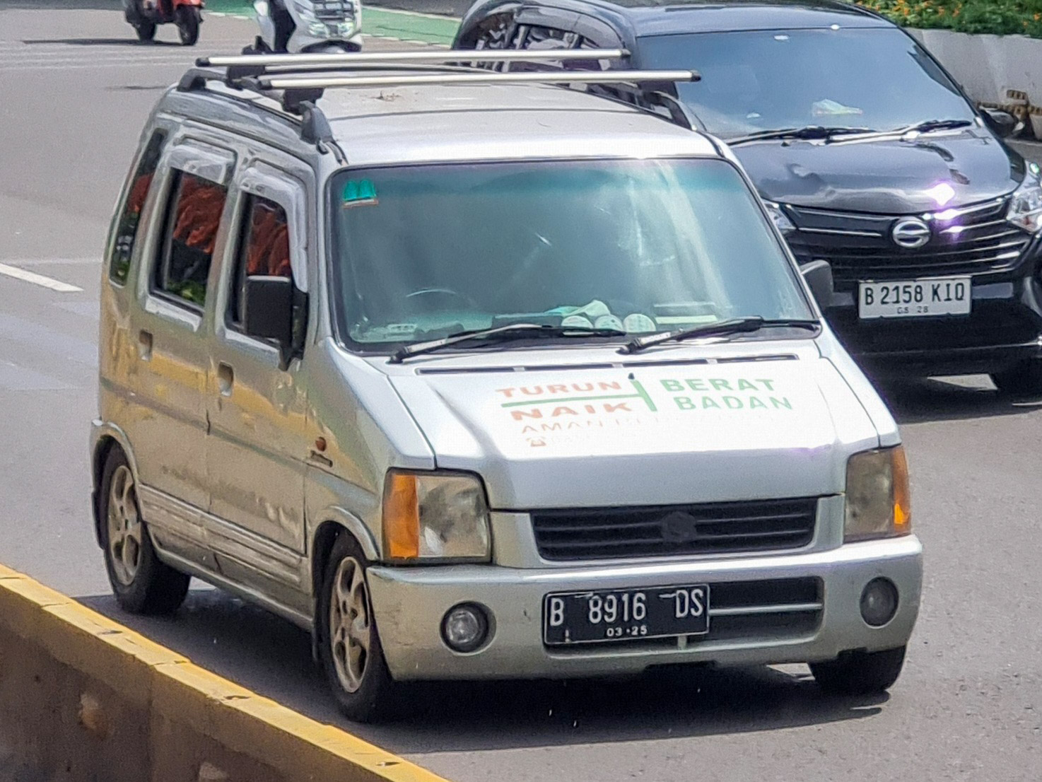 B 8916 DS, Suzuki Karimun 1st gen (Wagon R rebadge) (SL410R; ID-market), 1999–2006