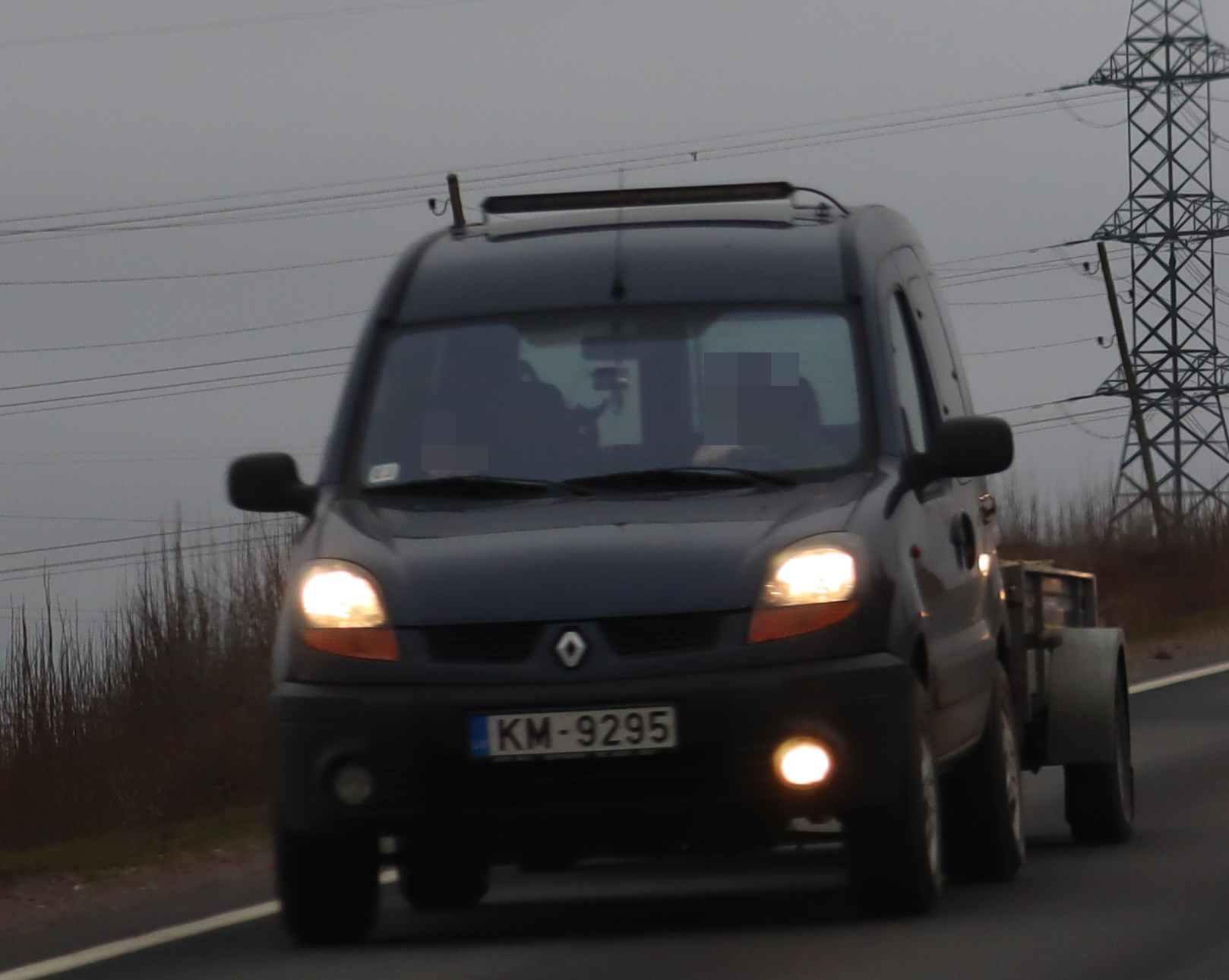 KM-9295, Renault Kangoo 1st gen (F76/K76), facelift, 2003–2008 (–2018 for LATAM-market)