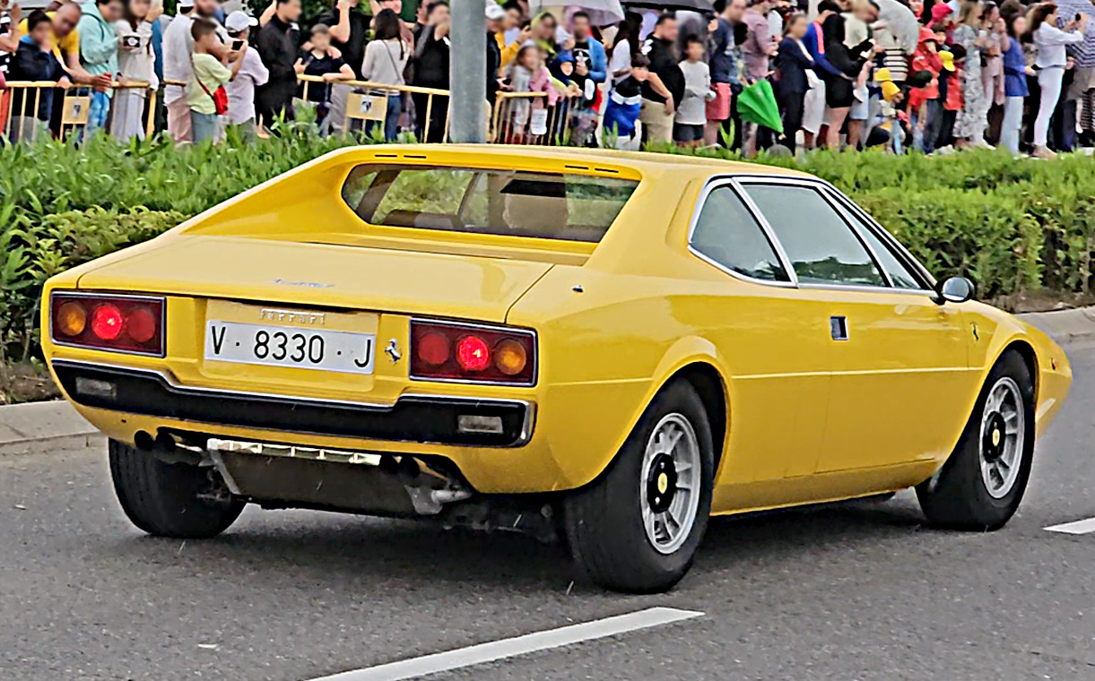 V 8330 J, Ferrari 208/308 GT4 