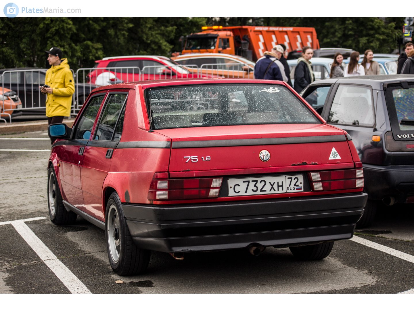 с 732 хн 72, Alfa Romeo 75 1st gen (162B), 1985–1992