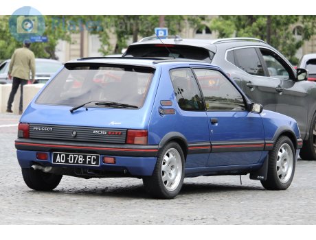 AQ-078-FC, Peugeot 205