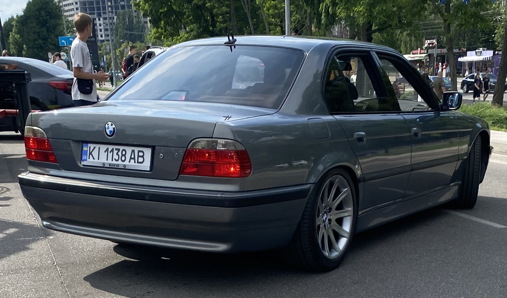 KI 1138 AB, BMW 7 Series 3rd gen (E38), 1995–2001