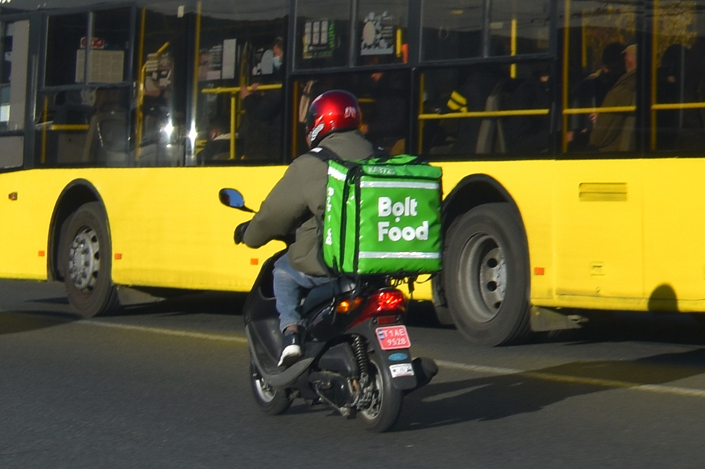 T1 AE 9528, Yamaha Jog 