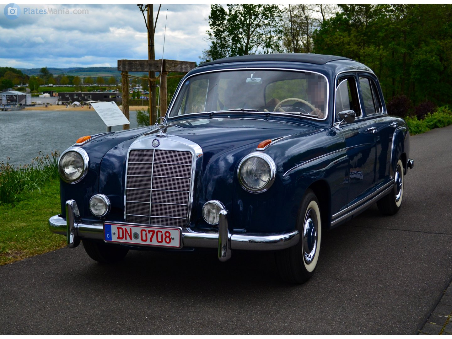 DN 0708, Mercedes-Benz Type 219/220 220SE Sedan (W128), 1958–1959