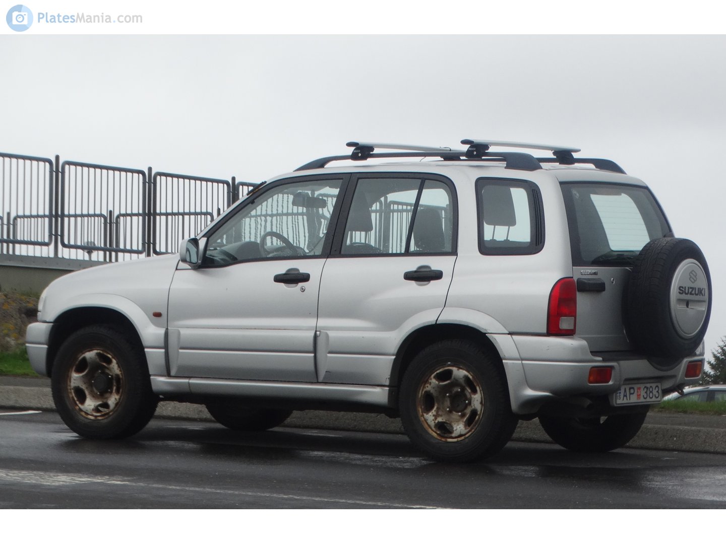AP 383, Suzuki Grand Vitara 1st gen 5-door SUV (FT/GT), 1998–2005