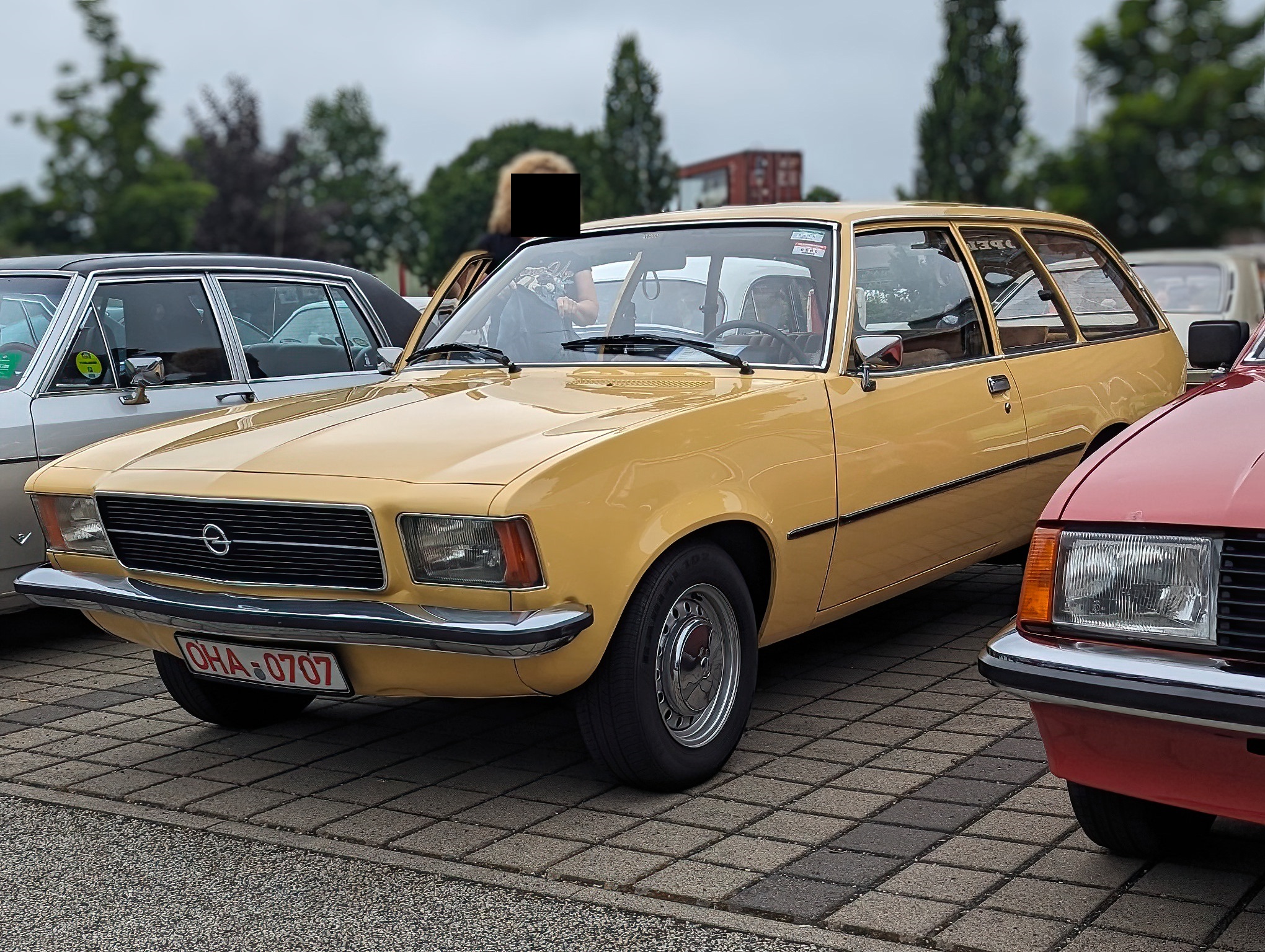 OHA 0707, Opel Rekord 4th gen 3-door Caravan (D), 1972–1977