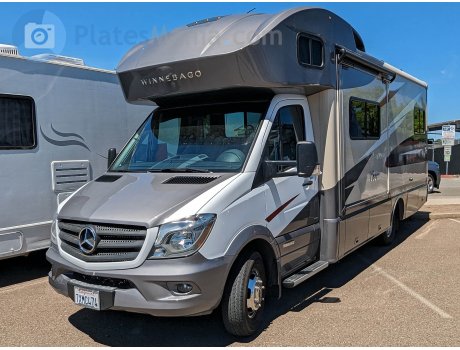 7XMC474, Winnebago View