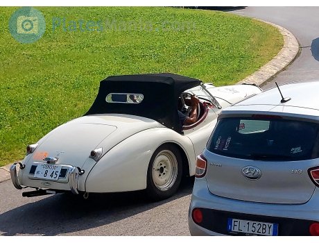 なにわ 330 ほ 845, Jaguar XK120