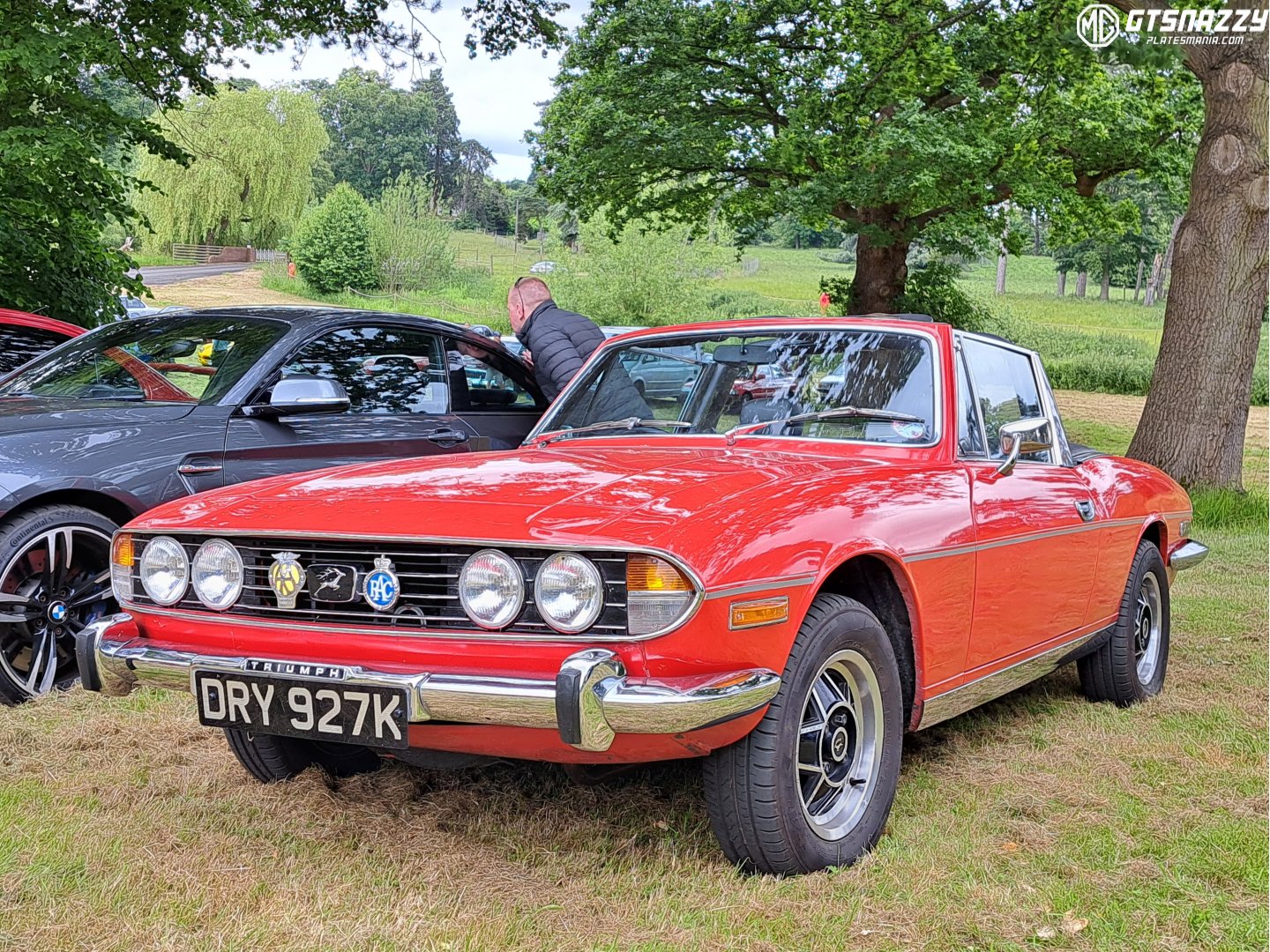 DRY927K, Triumph Stag 