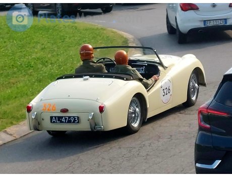 AL-47-93, Triumph TR2