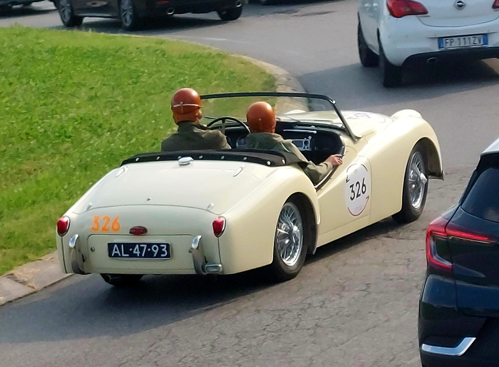 AL-47-93, Triumph TR2 
