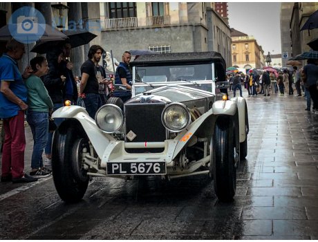 PL 5676, Invicta 4½ Litre