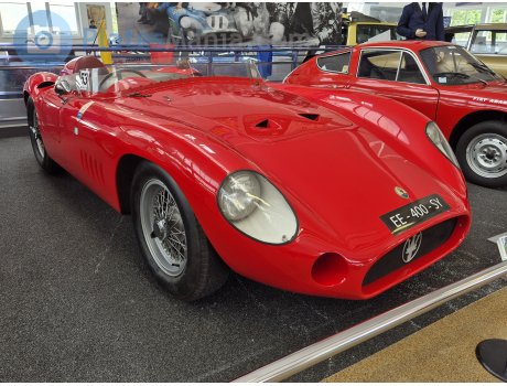 EE-400-SY, Maserati 300S