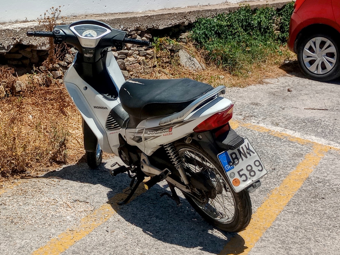 BNK-589, Honda Innova 