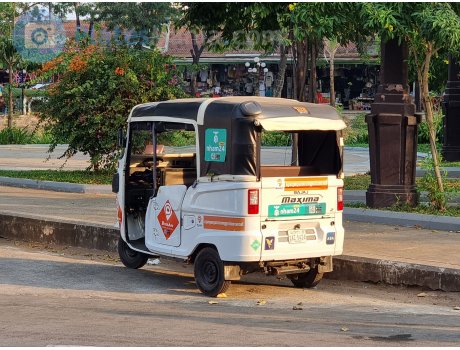 1AI-5424, Bajaj Maxima