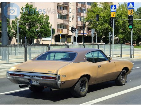 W YA4, Buick Skylark