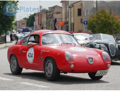 品川 506 ふ 7777, FIAT Abarth 750