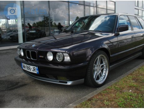 WW-986-JR, BMW M5