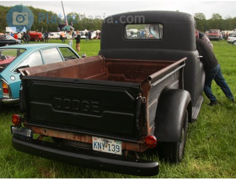 KNY-139, Dodge B-Series