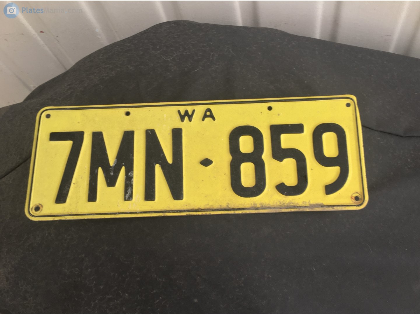 7MN-859, License plate without vehicle 