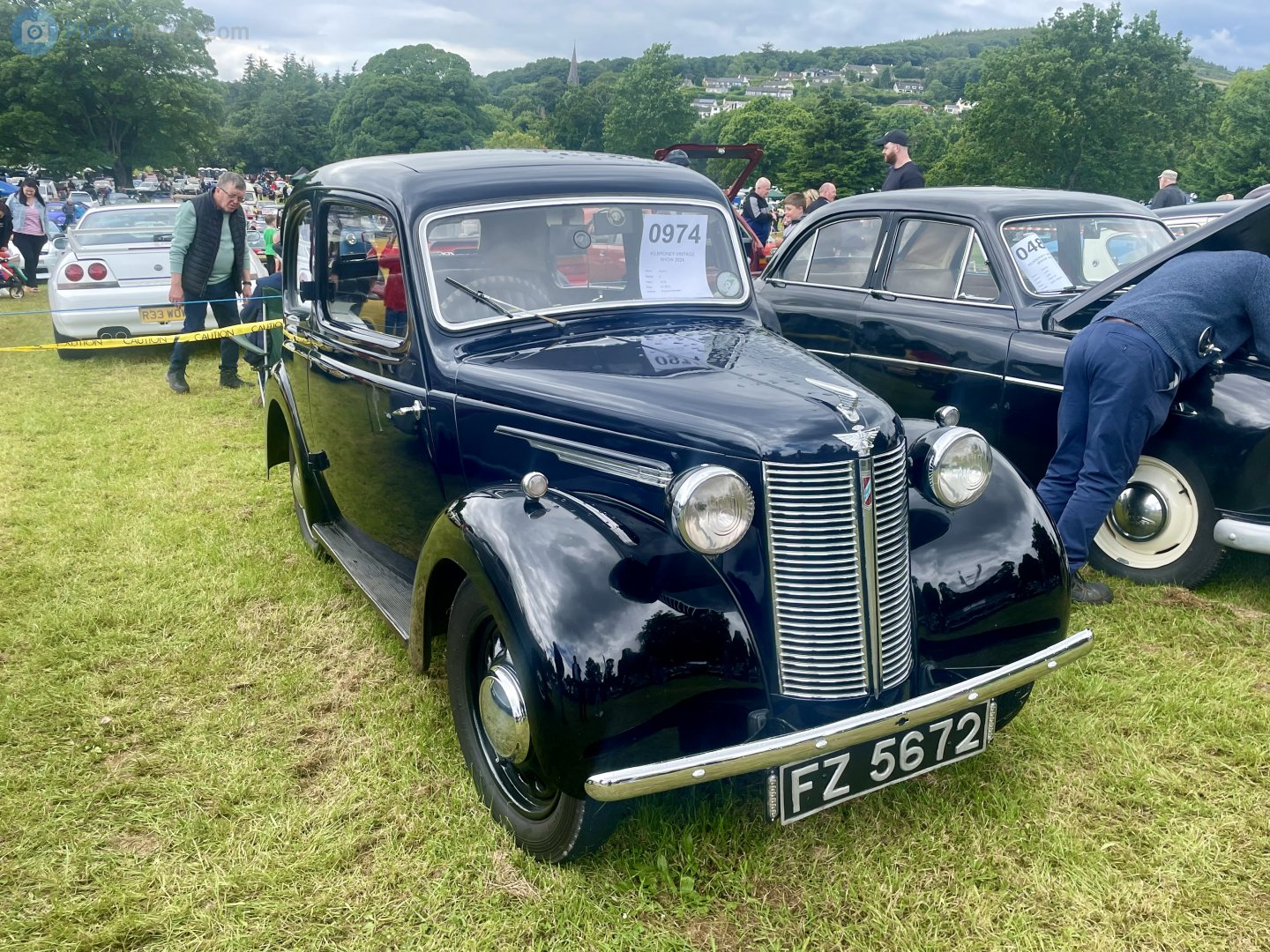 FZ5672, Austin Eight 