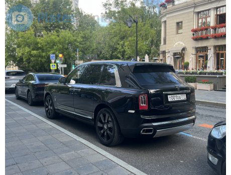 т001оа777, Rolls-Royce Cullinan