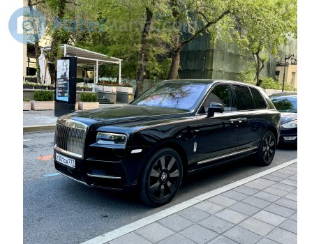 т001оа777, Rolls-Royce Cullinan