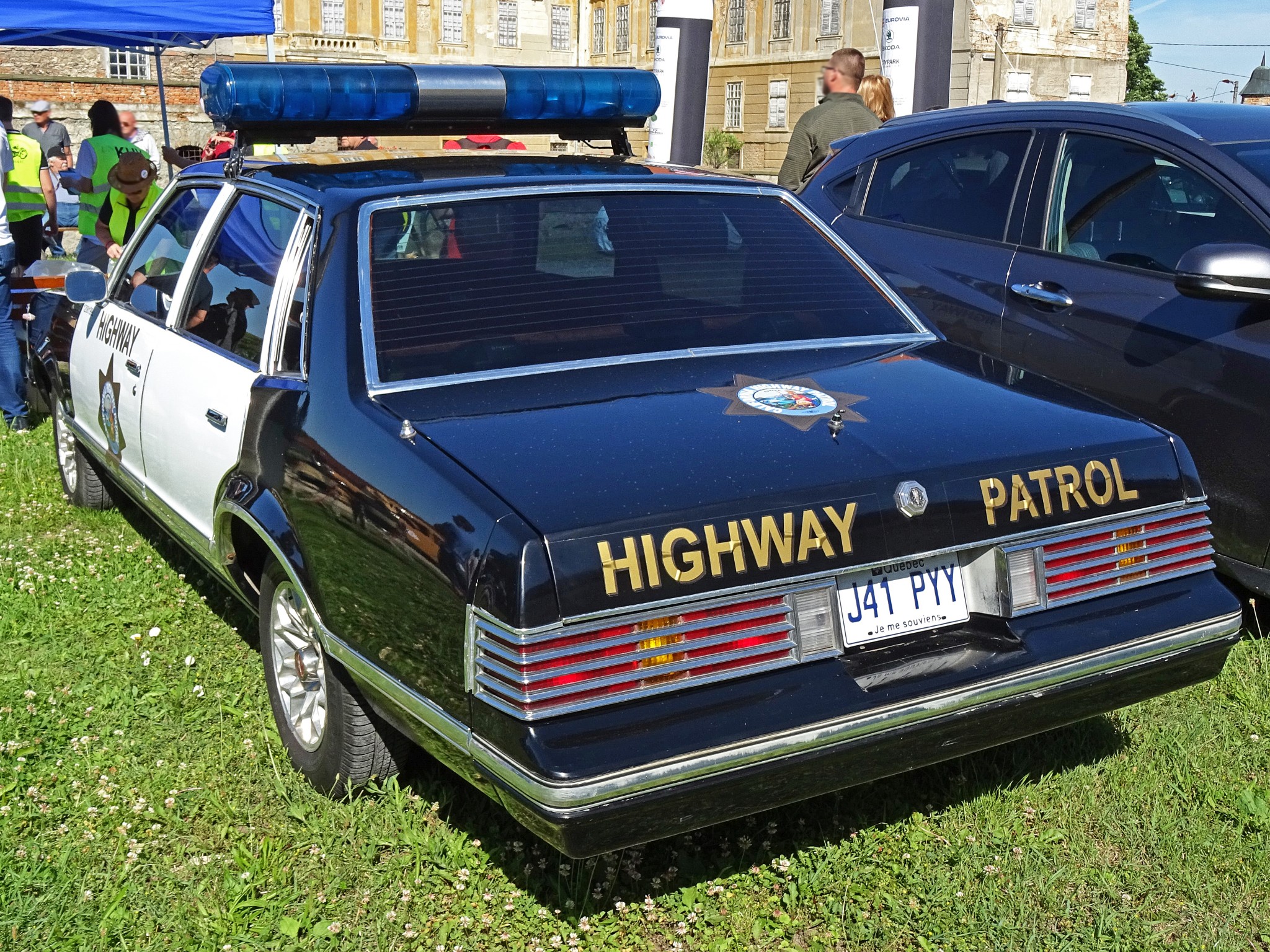 J41 PYY, Pontiac Grand Am 2nd gen 4-door Sedan (G19; A-body), 1977–1979