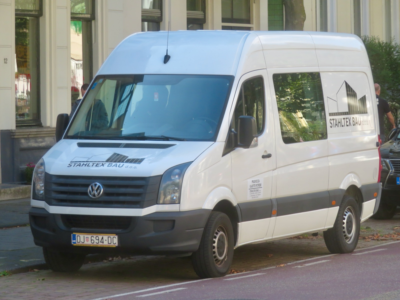 DJ 694-DC, Volkswagen Crafter 1st gen Van (2E/2F), 2006–2016