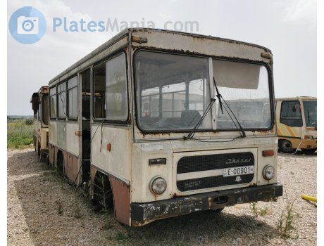 E-00901 02, Ikarus 553
