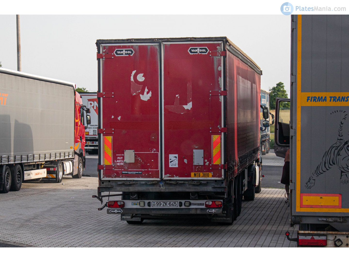 99 ZK 645, Van Hool 3B-Series 