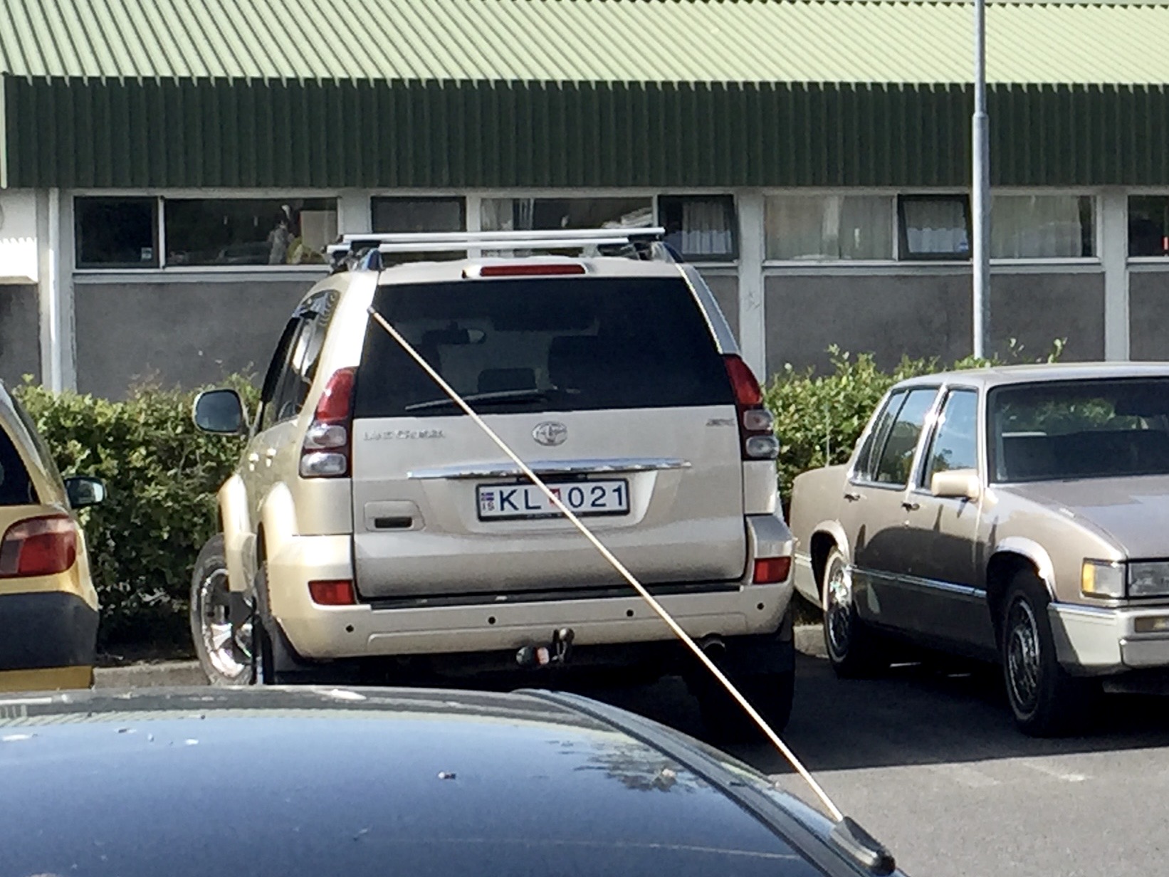 KL 021, Toyota Land Cruiser Prado 3rd gen 5-door SUV (J120), 2002–2009