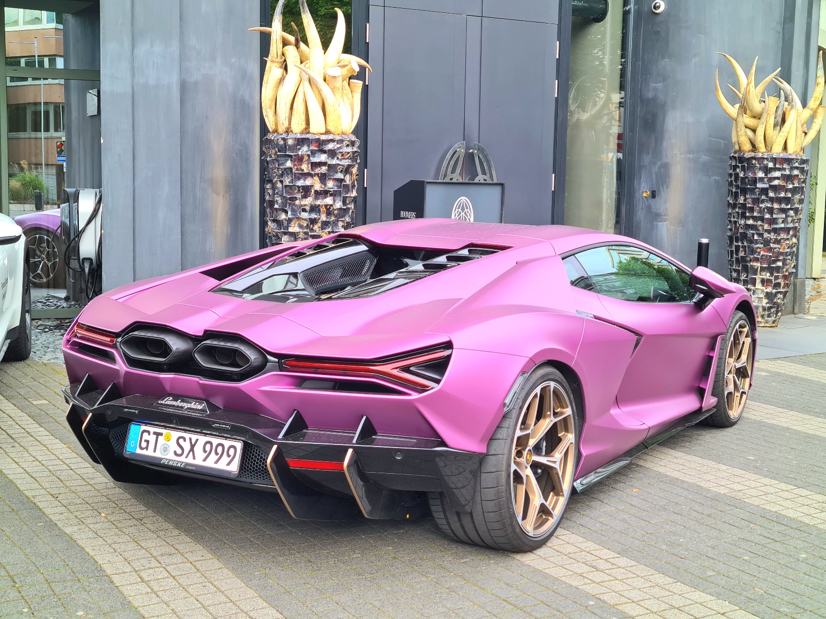 GT SX 999, Lamborghini Revuelto 1st gen, 2023–