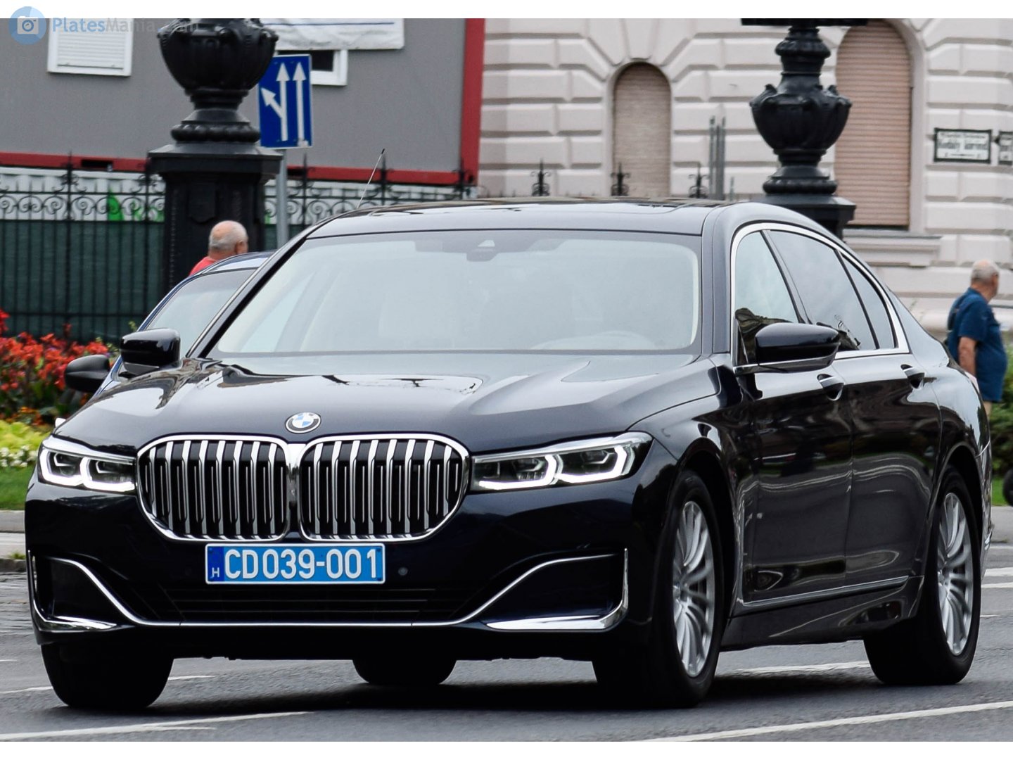 CD039-001, BMW 7 Series 6th gen (G11/G12), facelift, 2019–2022