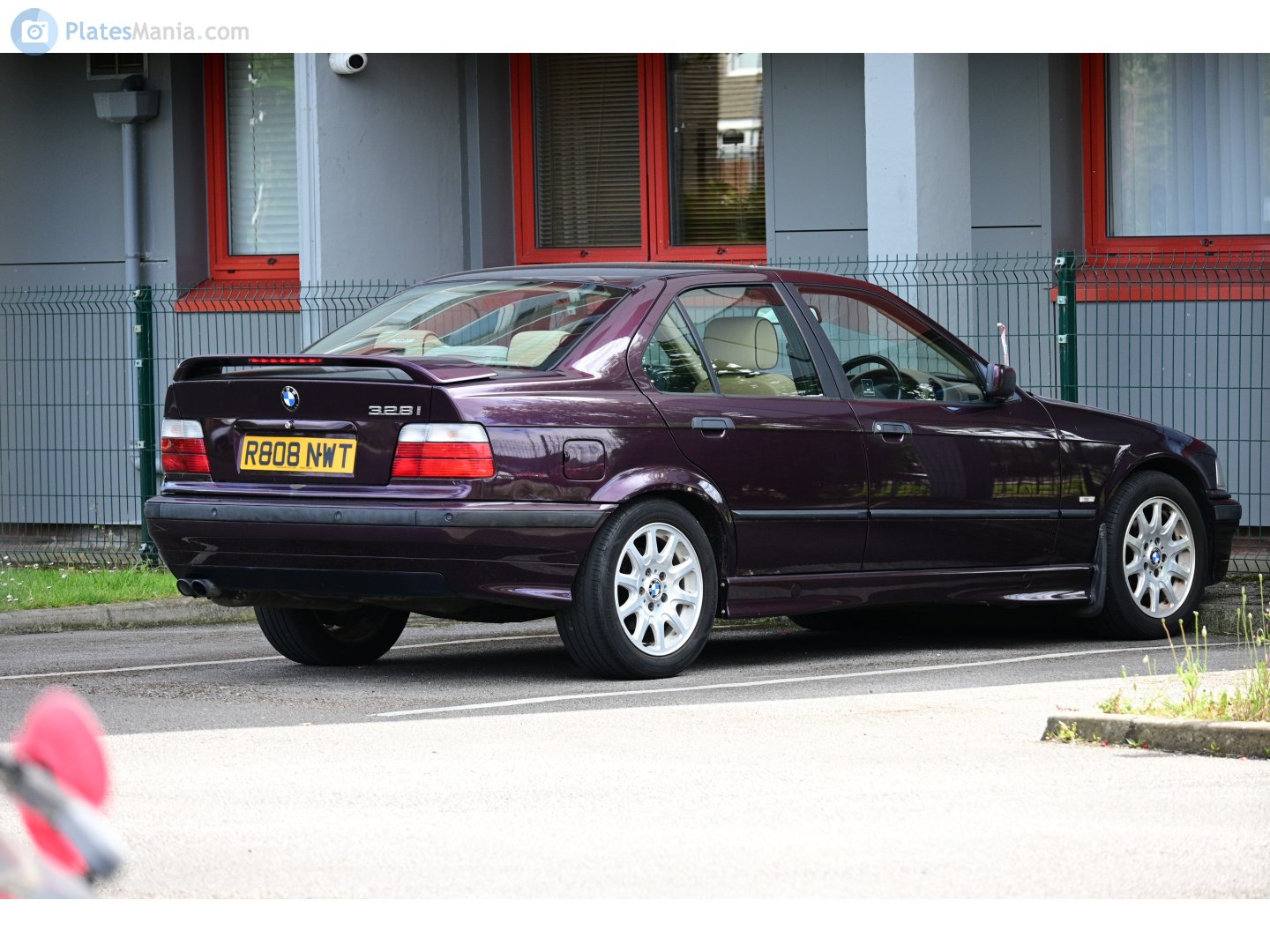 R808NWT, BMW 3 Series 3rd gen Sedan (E36), 1990–1998
