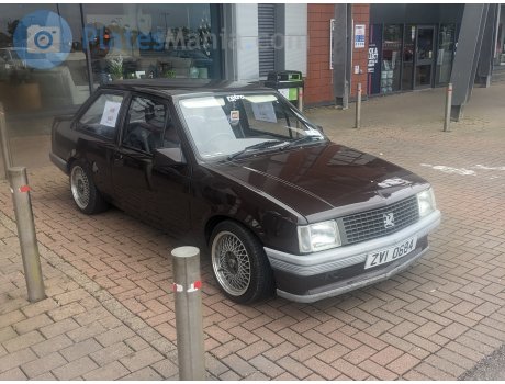 ZV 10684, Vauxhall Nova