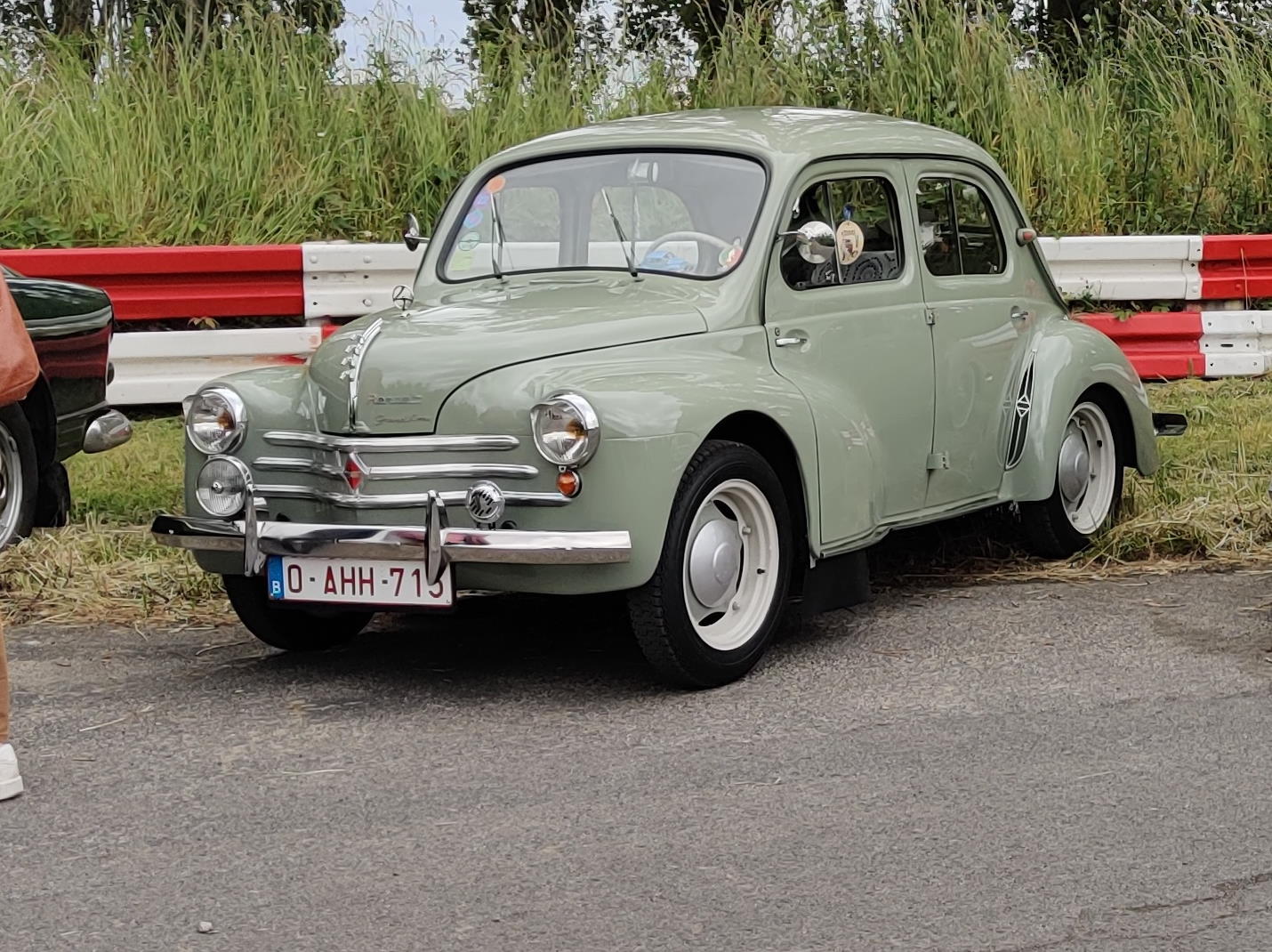 O-AHH-715, Renault 4CV 1st gen Sedan (106), 1947–1961