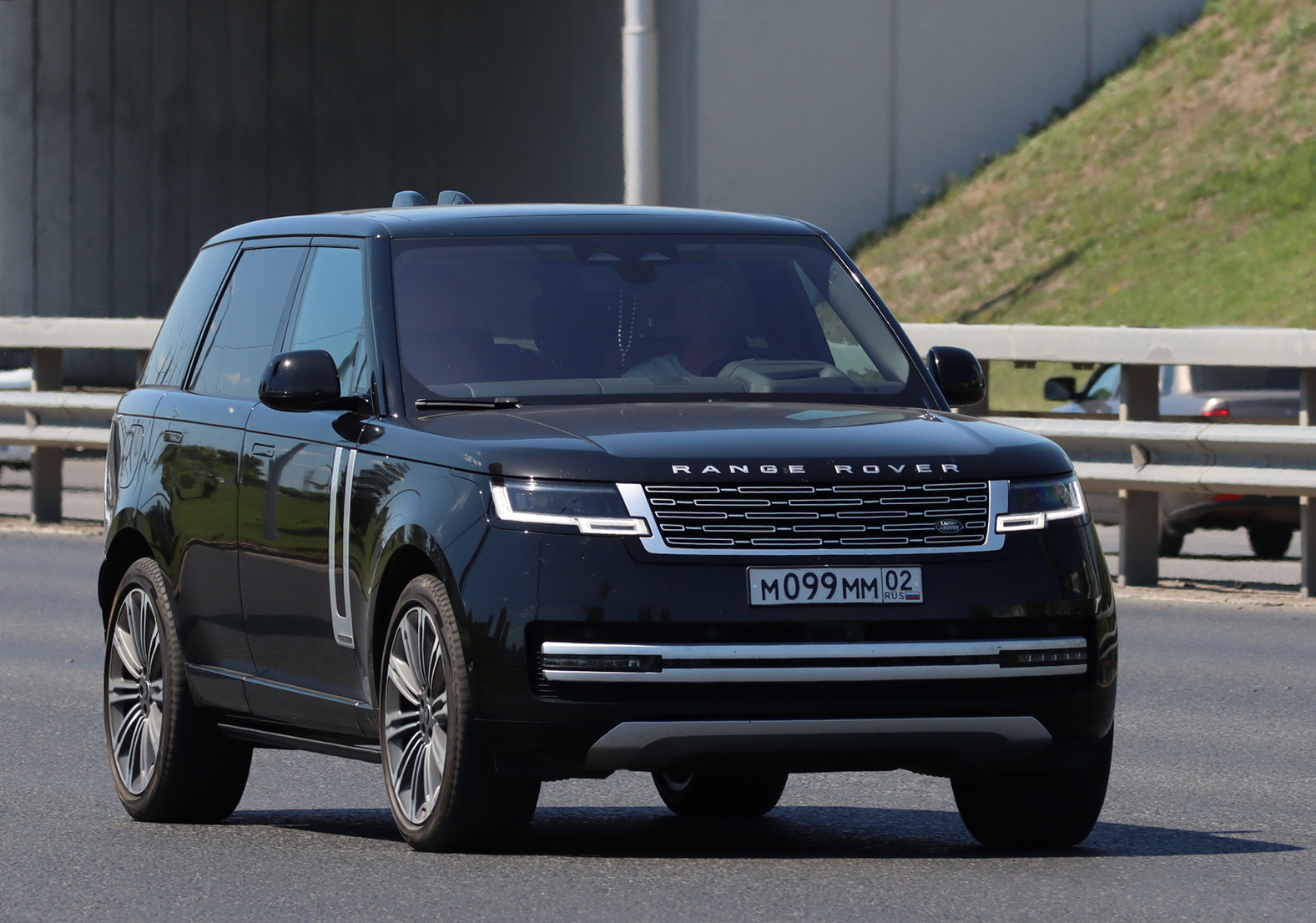 м 099 мм 02, Land Rover Range Rover 5th gen (L460), 2022–