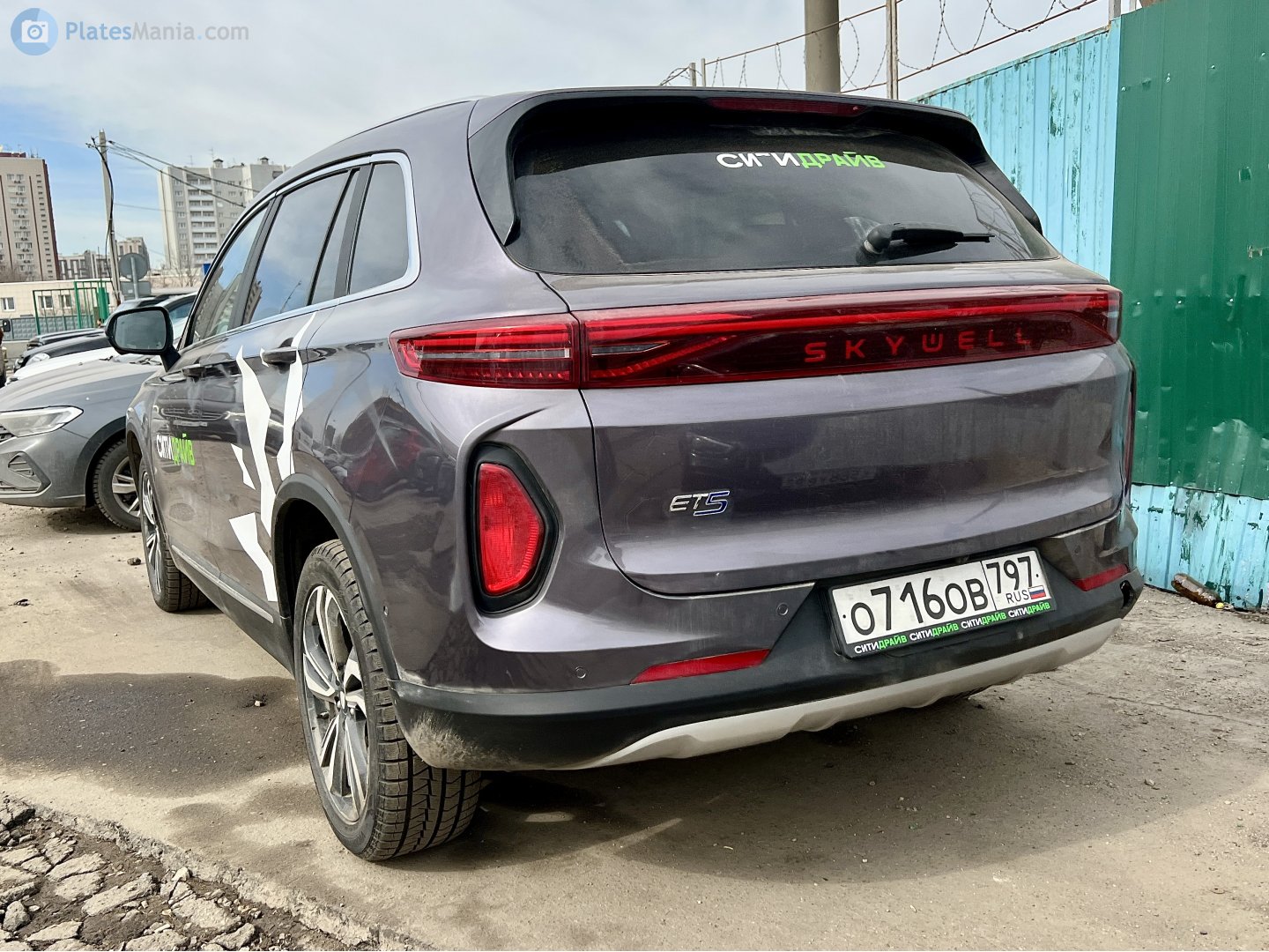 о 716 ов 797, Skywell ET5 