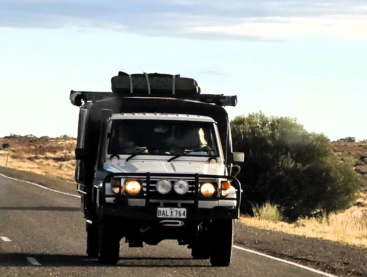 BAL 764, Toyota Land Cruiser 70 Pickup (J75/J79), 1984–2007