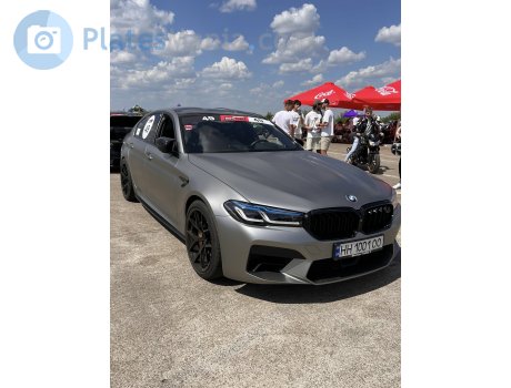 HH 1001 OO, BMW M5
