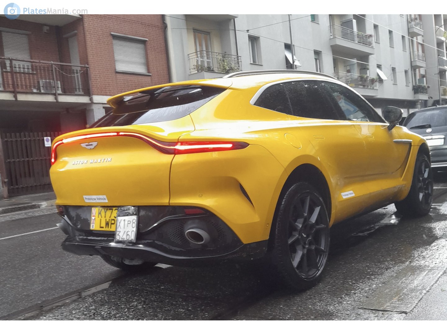 KY73LWP, Aston Martin DBX DBX, 2020–2024