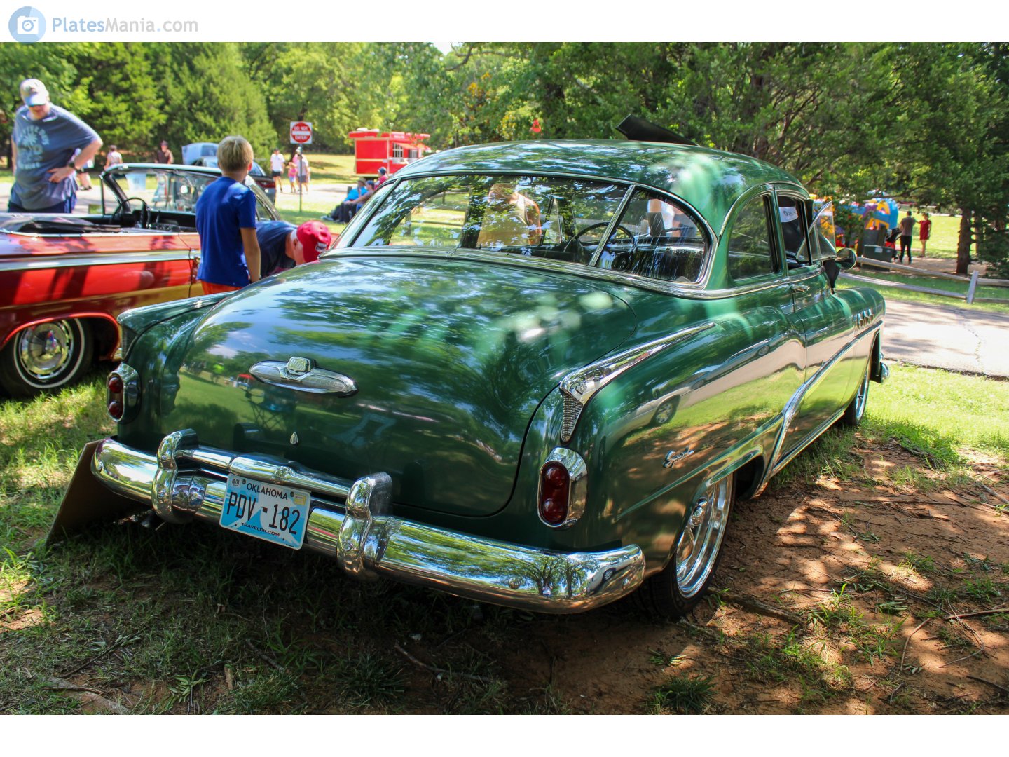 PDV-182, Buick Special 2nd gen 1951 Tourback Sedanet (48; B-body), 1st facelift, 1950–1951