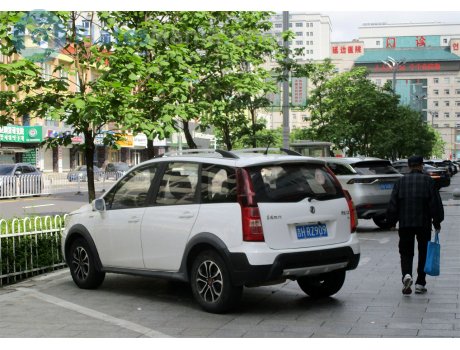 吉H·RZ909, DongFeng Fengxing Jingyi X3