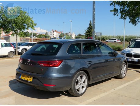 XT-773-S, SEAT León