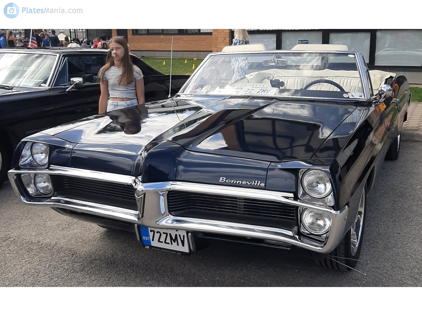 72 ZMV, Pontiac Bonneville 4th gen 1967 2-door Convertible (26267; B-body), 2nd facelift, 1966–1967